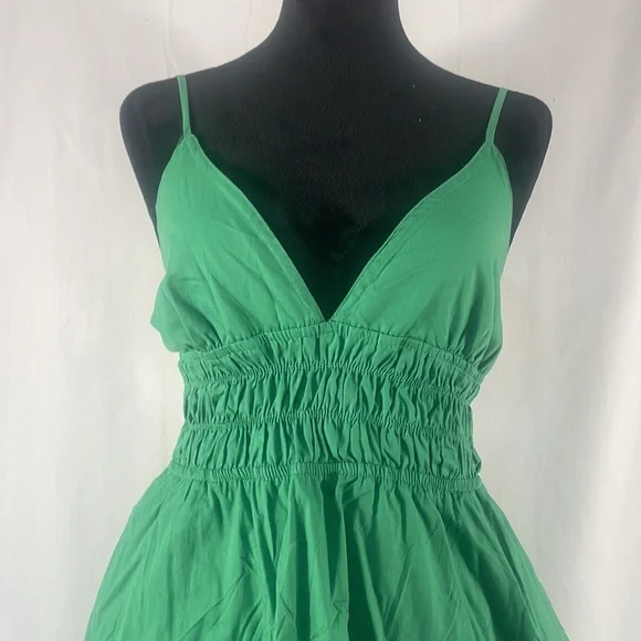 Green maxi dress, spaghetti straps adjustable, v neck, Elastic waist,Large - Picture 3 of 11